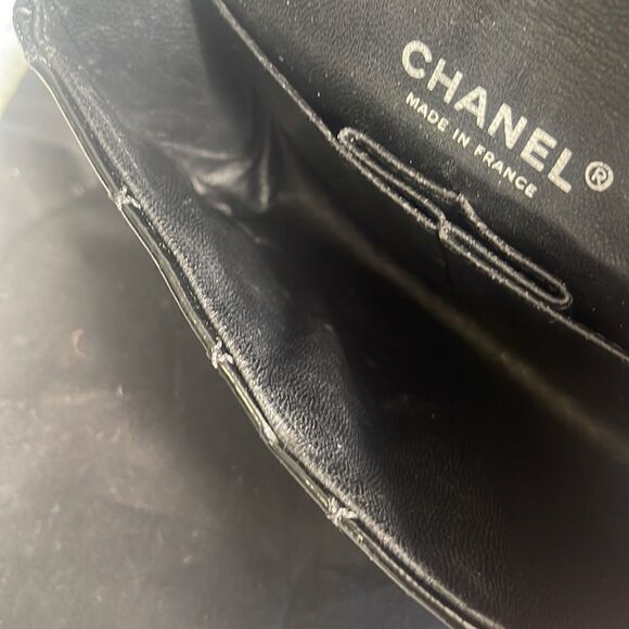 Chanel Reissue Patent Clutch - Picture 8 of 10
